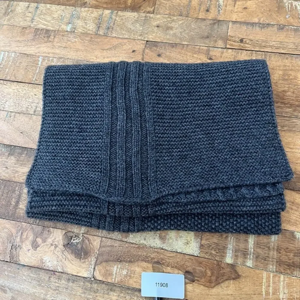 Calibrate One Size Gray Knitted Scarf Wool Blend